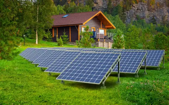 Photovoltaïque sur pergola ou abri voiture : bonne idée ?
